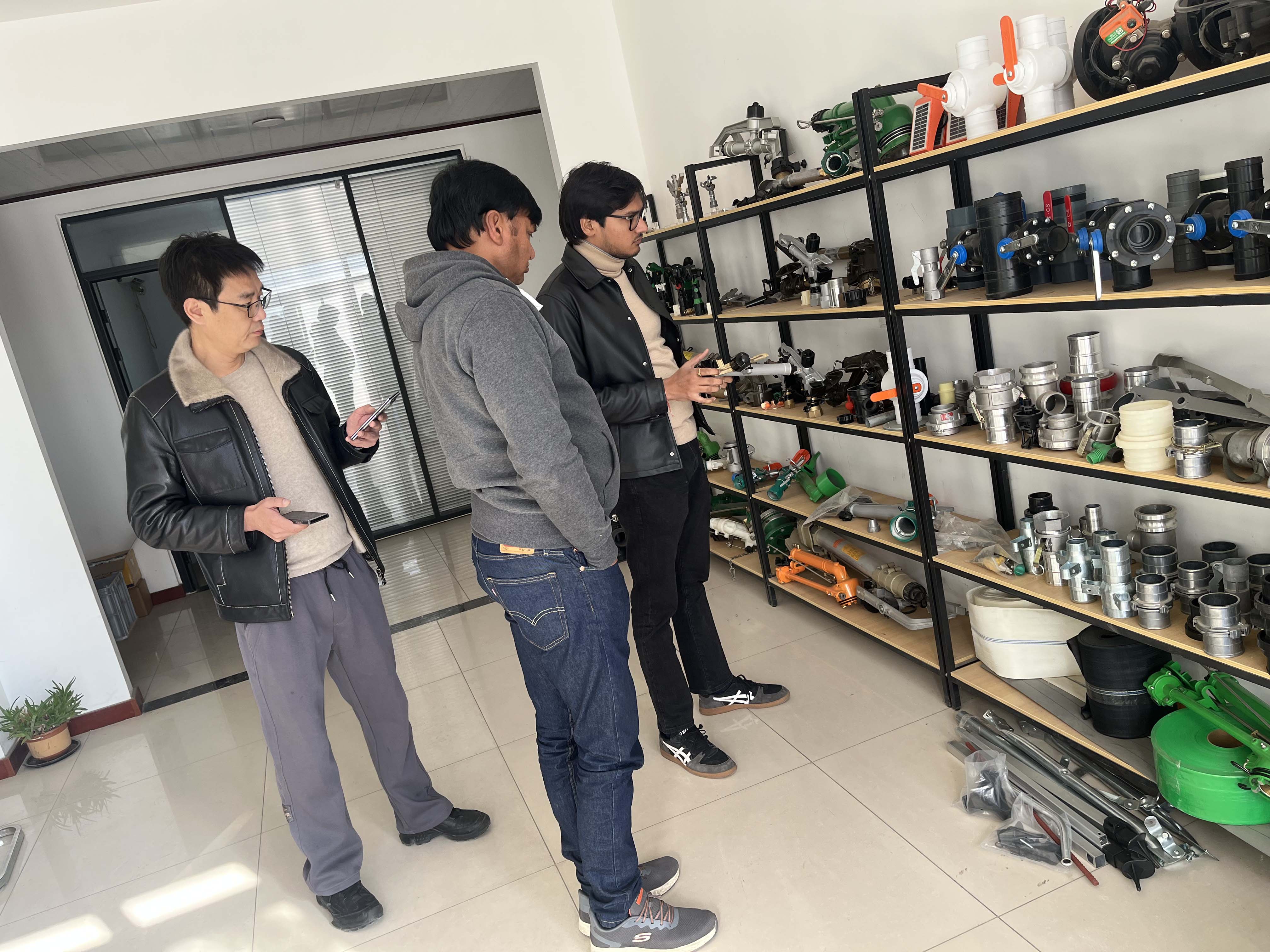 吐鲁番NS40 涡轮喷枪获客户青睐 洽谈批量合作